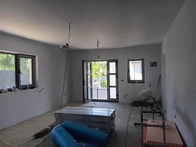 Visan Barnova str asfaltata CASA parter 100mp TEREN 400mp toate utilitatile - 6