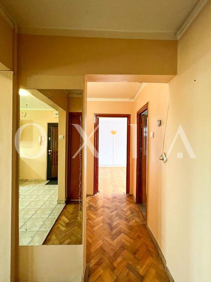OX754 Cetatii, Decomandat, Boxa