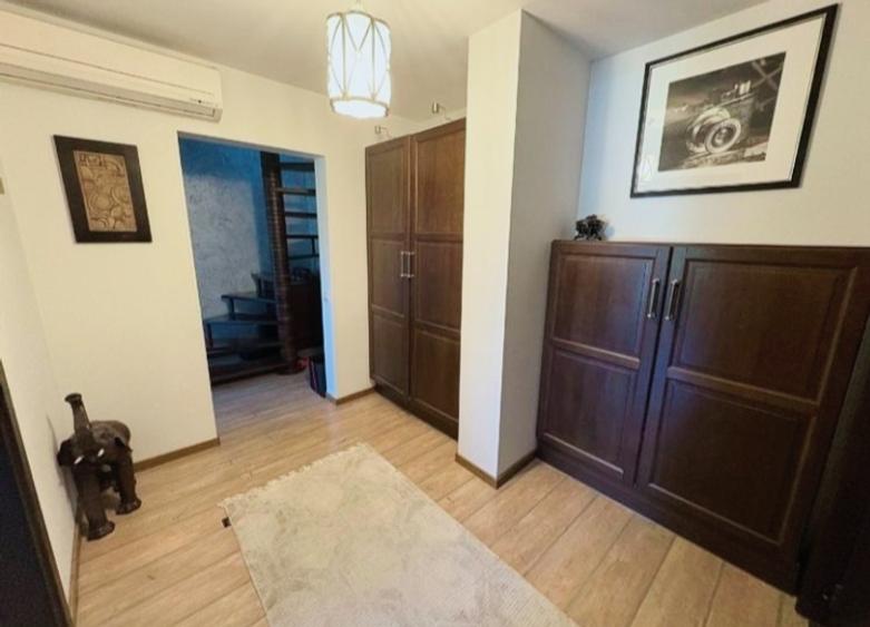 APARTAMENT 3 CAMERE TIP DUBLEX -TROCADERE