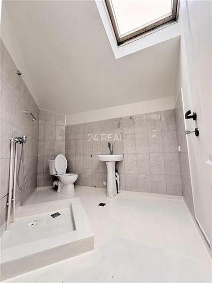 Vila moderna de inchiriat - 250 mp + 100 mp curte-Podul Grant - 8