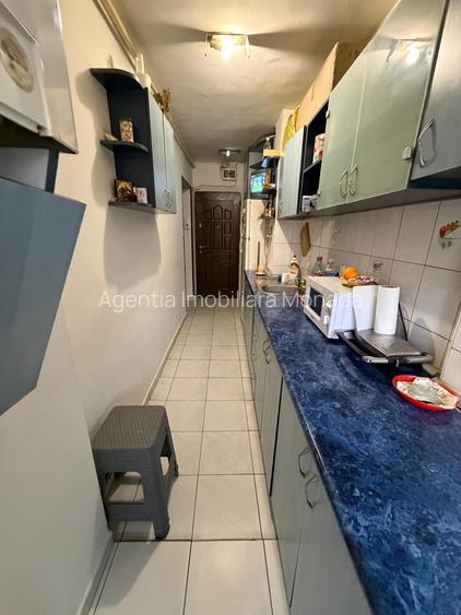 Garsoniera de Vanzare Gorjului Bloc 1981 etaj 3/4 - 7