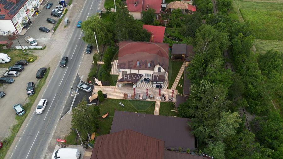 Casa spatioasa de vanzare - 29