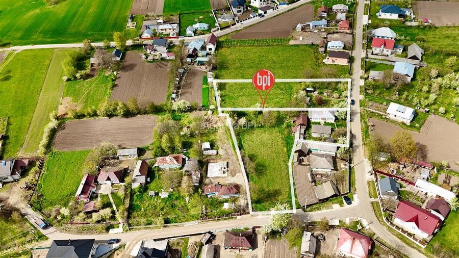 SE VINDE Gospodarie traditionala + Teren construibil cu bransamente la utilitati - 8