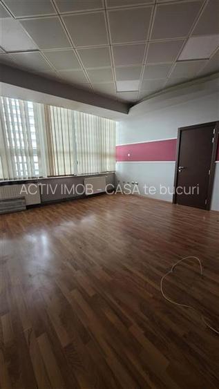 Cladire comerciala - birouri, P+3, stradal, teren 3511 mp - Calea Bucuresti - 13