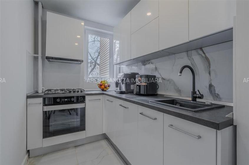 DRUMUL TABEREI - RAUL DORNA,3 CAMERE,61 MP,ETAJ 2,METROU 8 MINUTE - 9