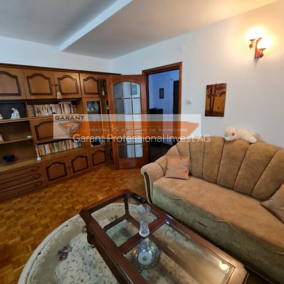 Inchiriez apartament Calea Bucuresti Expoparc, 2 camere, etaj  3/4, CT, mobilat, - 3