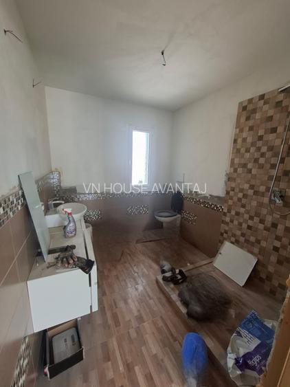 Casa de vanzare Botarlau - 11