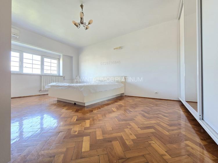 Metrou Piata Unirii - Coposu - Sfanta Vineri, bloc 1990 - 5