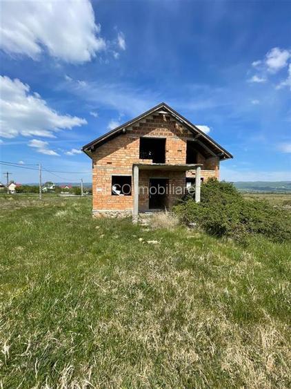 RECO Teren intravilan cu casa in rosu, Zona Vadu Crisului, Bihor - 2
