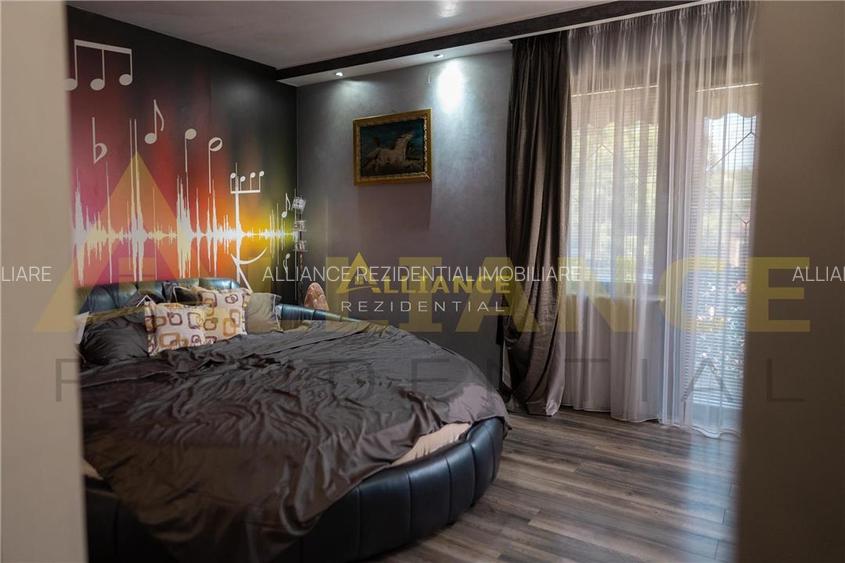 Vila superba de vanzare | Teren 766 MP | Piscina - Foisor - 4