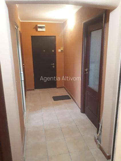 Apartament 4 camere Mazepa1 et3/4 ,centrala  pret 86 000 euro - 2