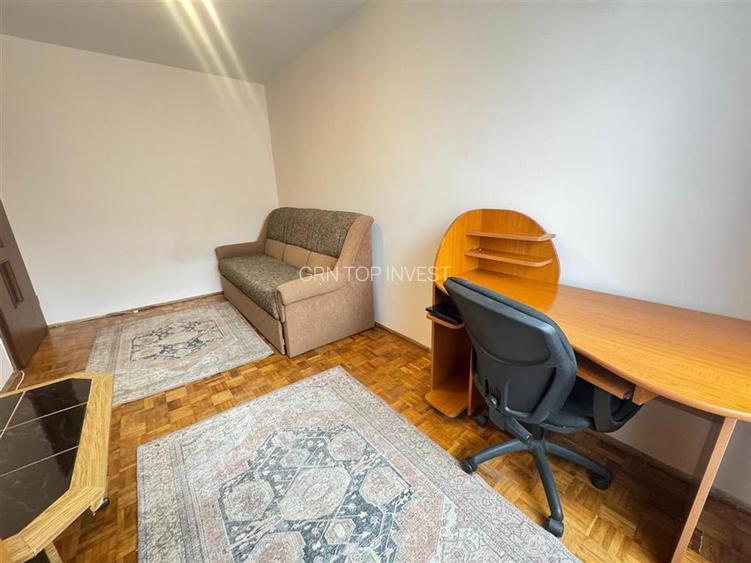 Apartament 4 camere cu balcon zona Cedonia - 11