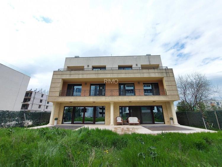 Vila de închiriat Mamaia Nord | Kazeboo Beach | Curte 250 mp - 3