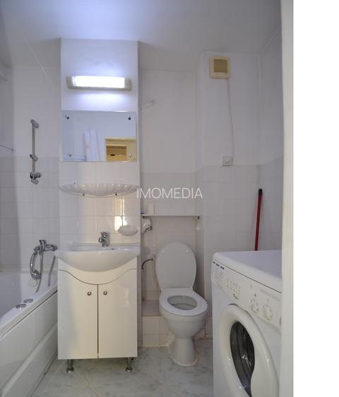 ap. 2 camere, decomandat, zona Circumvalatiunii-Kaufland, 250 eu - 7