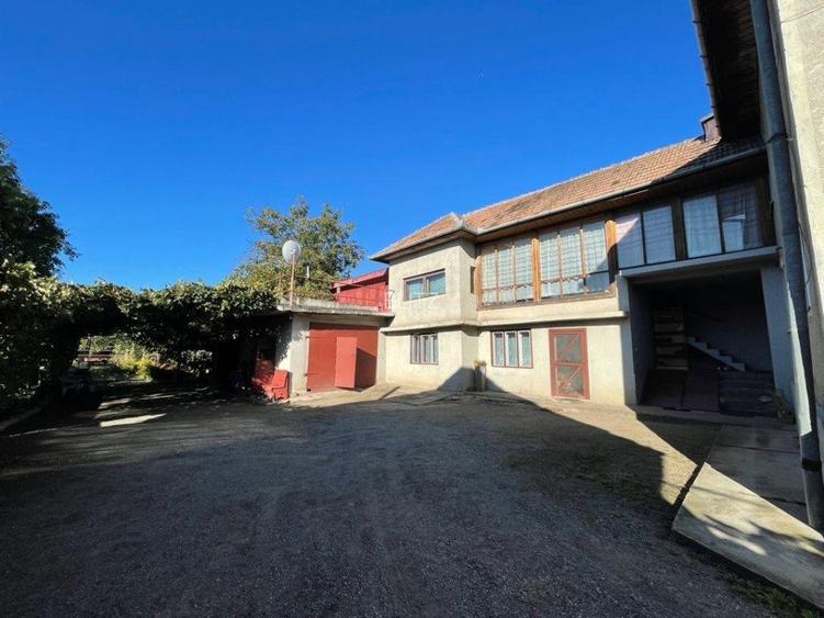 Casa individuala + anexa si gospodarie , 247 mp , 3 nivele, 1669 gradina, Gilau  - 4