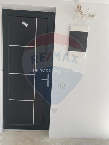 DE VANZARE Vila tip Quadruplex OTOPENI - 19