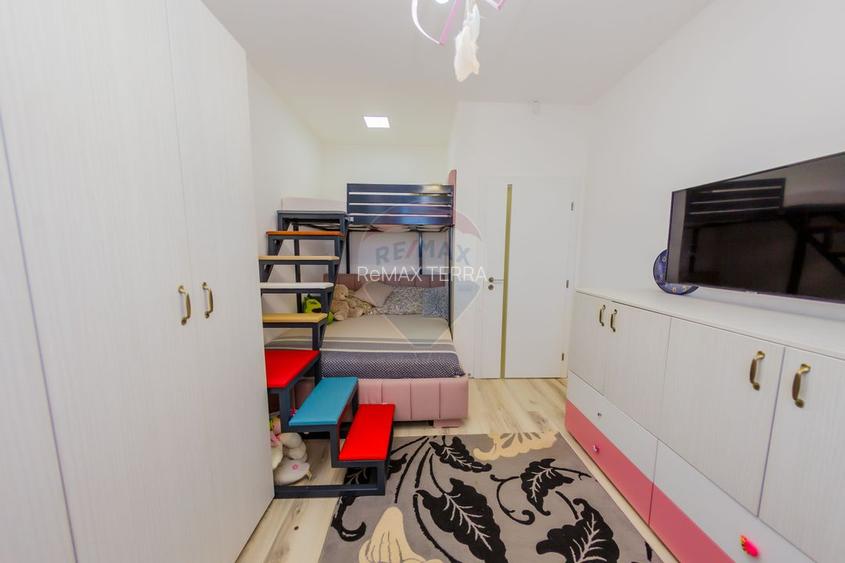 Casă super finisata de vanzare în sat Sasar / schimb cu Apartament - 27