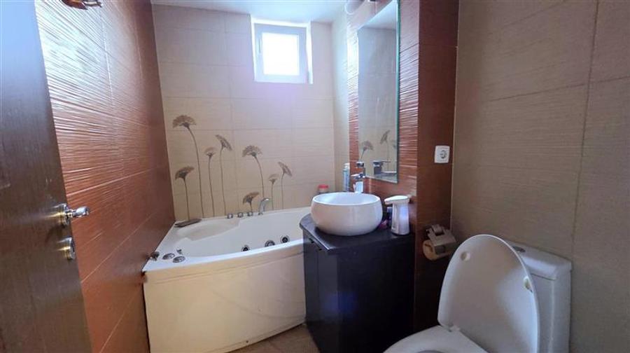 Apartament 4 camere | 76 mp utili | Etaj IV | Vedere spre Cris