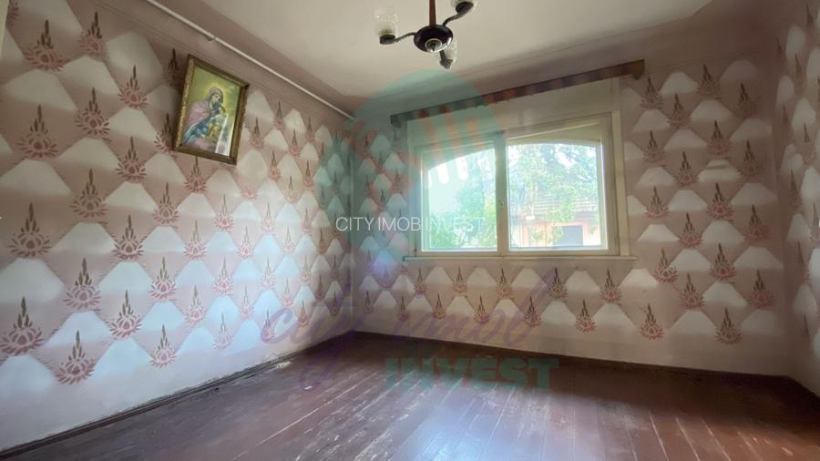 Parter de vila cu mică curte, Piața Alba Iulia - 4