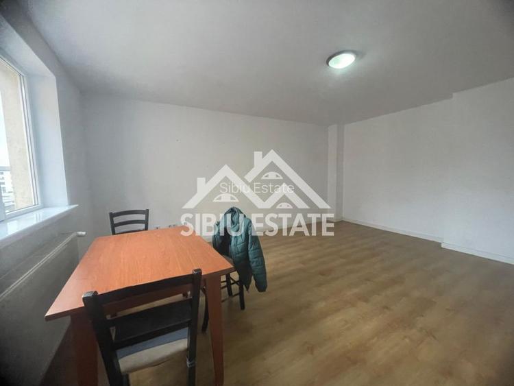 Apartament de vanzare cu 3 camere spatios s.u. 81.3mp-Super pret - 14