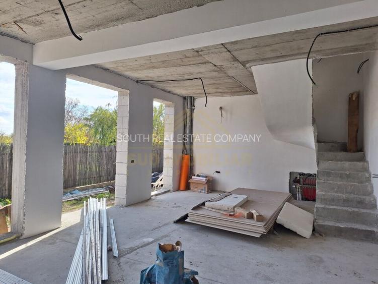 CASA P+1+M-185 MP -5 CAM-4 BAI-METROU BERCENI - 37