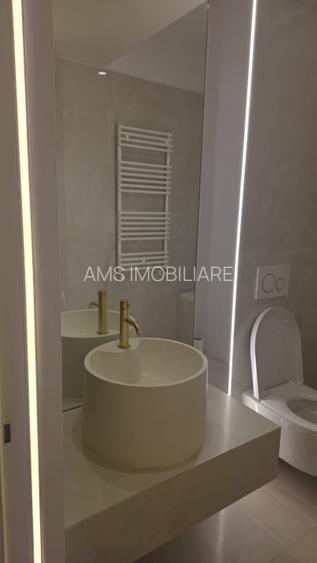 NOU / SUPERB /  MOBILAT SI UTILAT - 11