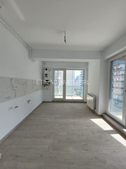 COMISION 0! SUPER PRET - STUDIO  FINALIZAT 45.80 MP - ACCES PISCINA - 67900 E - 22