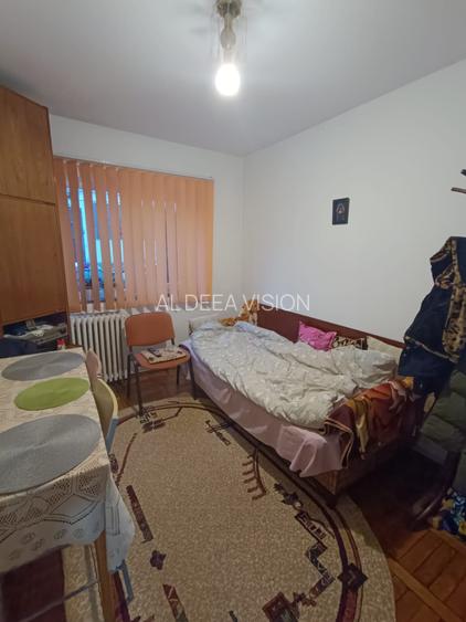Apartament 3 camere, de vânzare, Mănăștur, strada Brateș, 65 mp, decomandat - 2