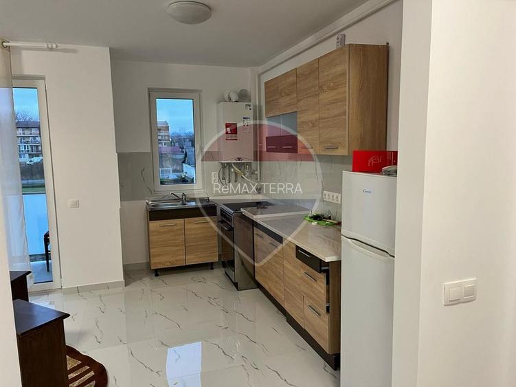 Apartament cu 2 camere de închiriat în bloc nou, zona Păltinișului - 4