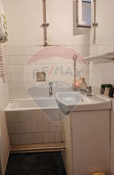 Apartament cu 3 camere de vânzare în zona Noua - 5