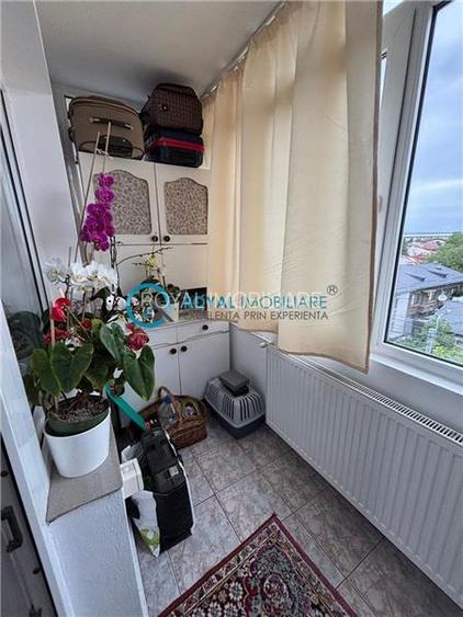 Royal Imobiliare - Vanzare apartament 3 camere zona Democratiei - 12