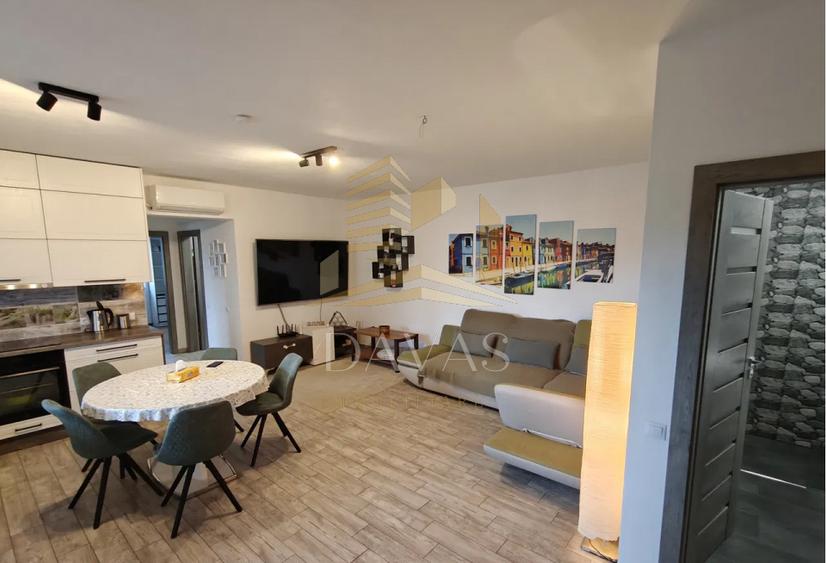 Apartament 3 camere semidecomandat | Parcare inclusă in preț | Semicentral