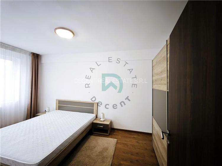 Inchiriez 2 camere, Cinema Patria, Brasov - 18