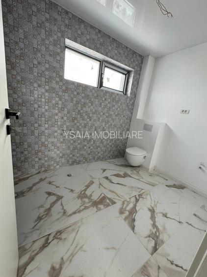 VILA  P+1 LA VANZARE - CARTIER REZIDENTIAL OVIDIU - VEDERE FRONTALA LAC - - 5