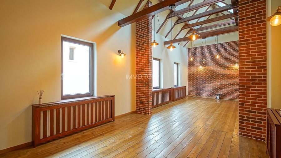 Casa de vanzare in centrul Brasovului - curte privata si pivnita - 4