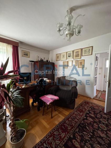 Casa de vanzare in cartierul Andrei Muresanu. Comision 0!  - 6