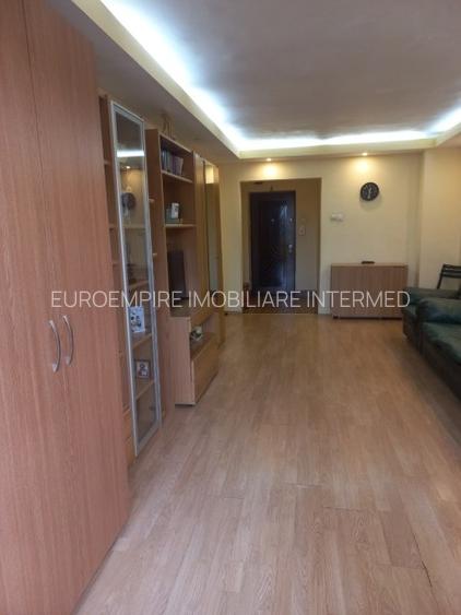 Apartament 3 camere decomandate zona ICIL - 10