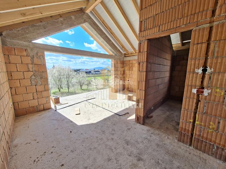 Casa individuala parter plus etaj Sanpetru Brasov zona Lempes - 31