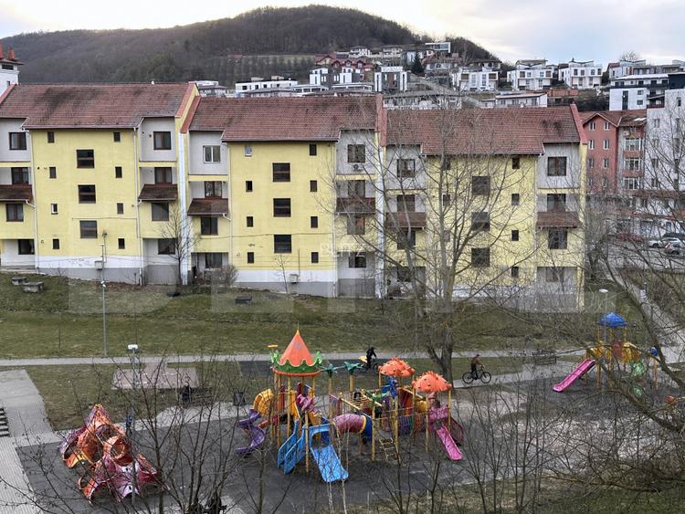 EXCLUSIV! Apartament 4 camere, 125 mp utili, parcare, strada Stejarului - 19