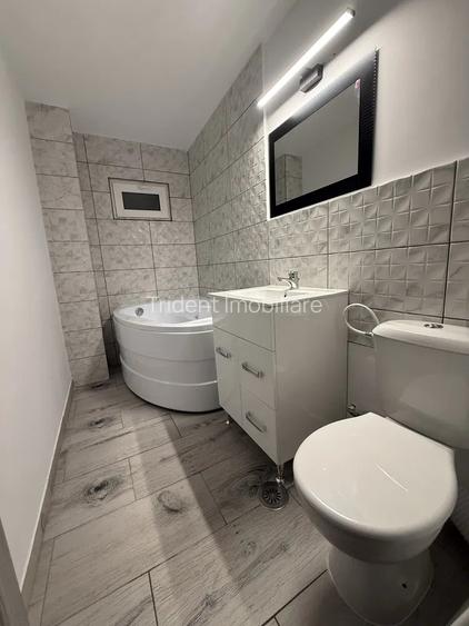 (apartament/ birou) 3 camere /Stefan cel Mare -  Parcul Tei / Aleea Deleni - 5