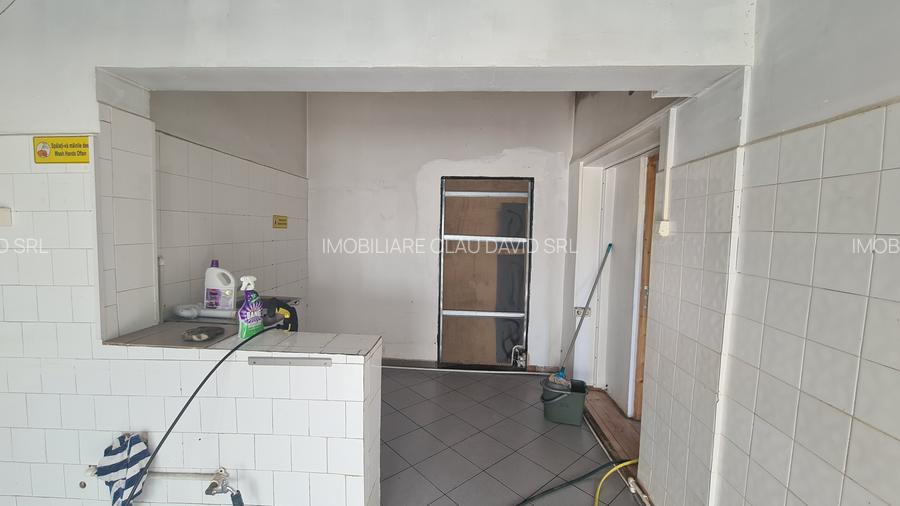 CASA CU CURTE - RACADAU - 10