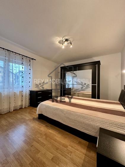 Apartament 4 camere cu garaj zona Strand- V.Aurie - 5