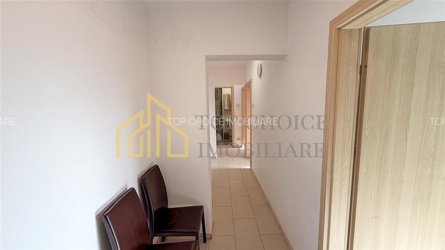 4 CAMERE DOROBANTI POLONA - BLOC 1981 - ETAJ 4 - VEDERE LINISTITA PE INTERIOR - 28