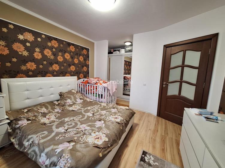 Apartament cu 2 camere, 54 mp, balcon, zona Terra - 2