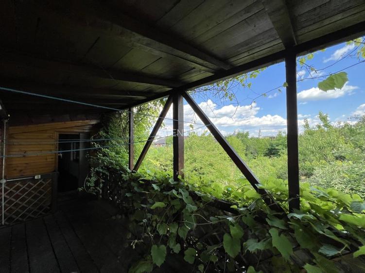 Casa-langa studiourile Buftea, 2 constructii, curte cu pomi, 2300mp, langa lac - 30