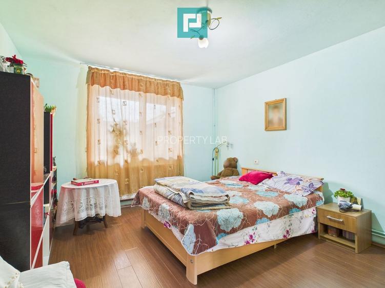 Casă individuală în Săcălaz - 2063 mp teren - 5