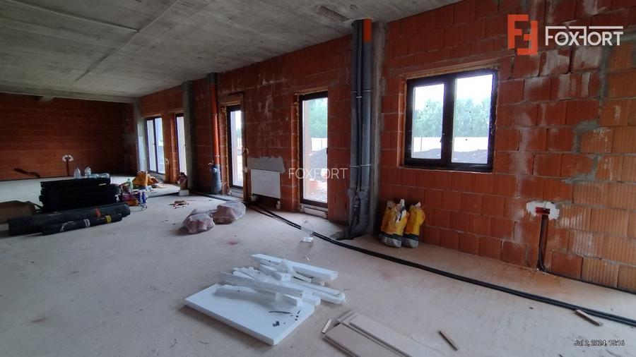 Spatiu Comercial Modern cu 2 incaperi si 3 Locuri de Parcare - Freidorf - 2