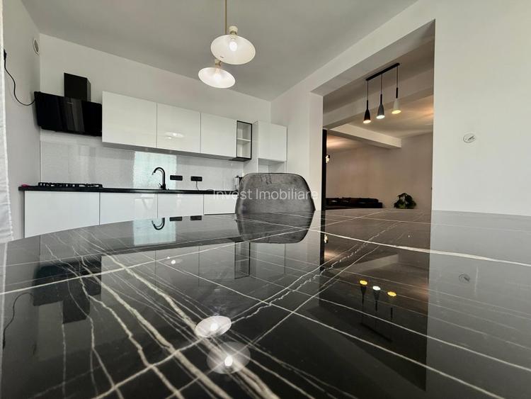 Vila de vanzare cu design deosebit in cartierul Bucium - 9