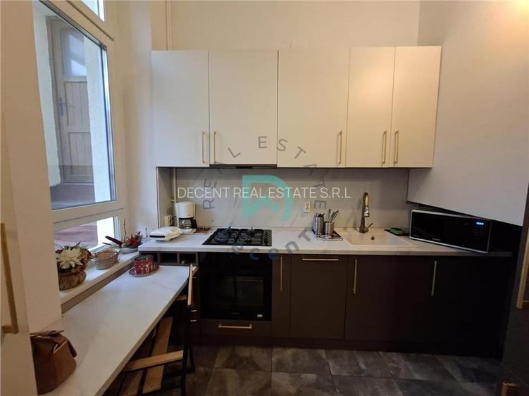 Apartament  la casa 3 camere, Bd. 15 Noiembrie - 7