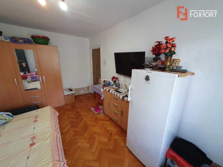 Apartament 4 camere, etaj 1, centrala proprie, zona Dacia - 12